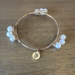 Bourbon and Boweties bracelet pearls